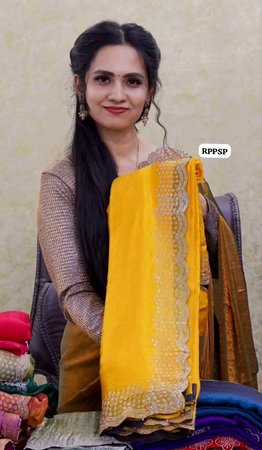 Siborski border , metallic shade saree 😍🥳
