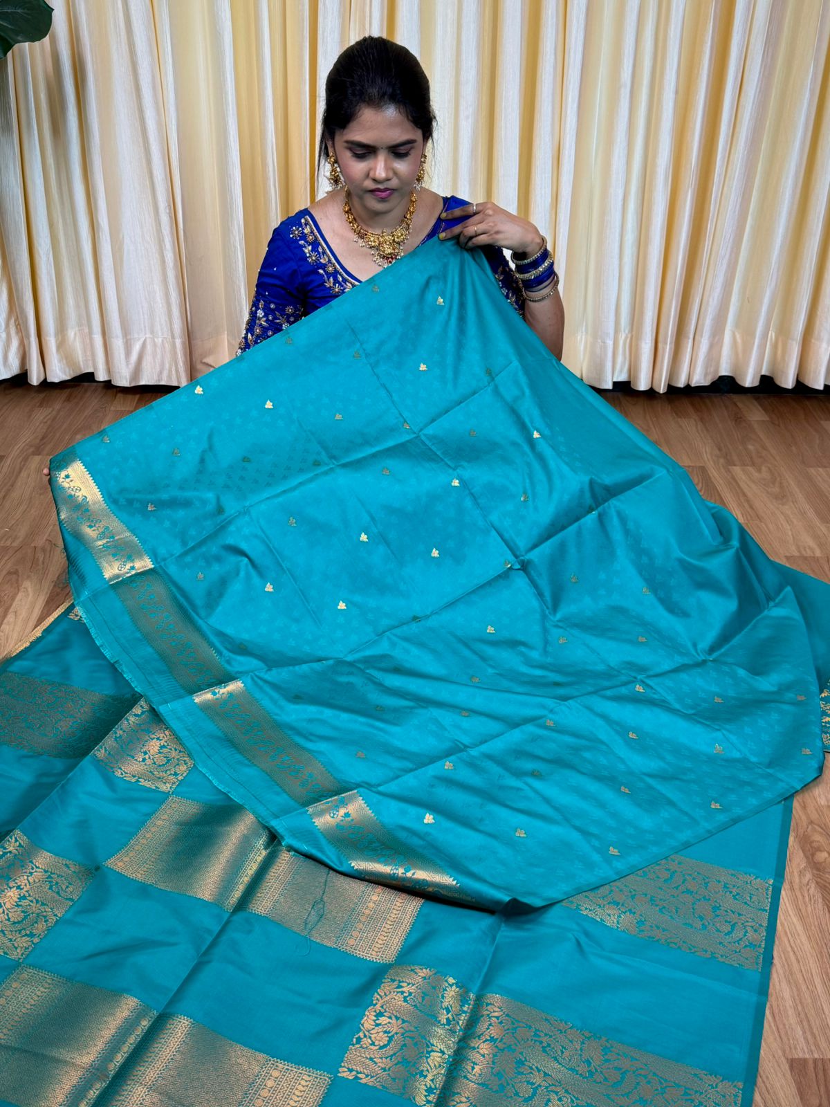 Soft silk sarees-🌈🥰😎📚