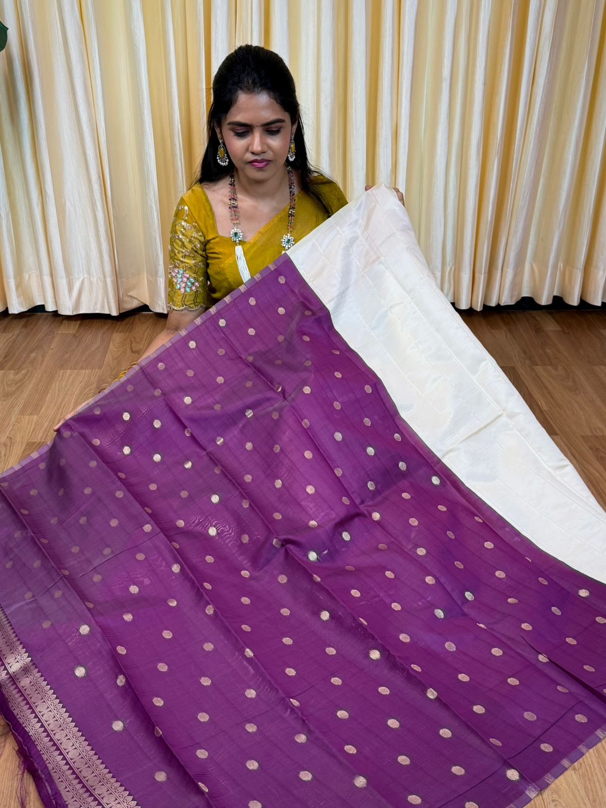 Actress Shalini Ajith inspired Kanchi semi silk Saree๐๐๐โณ โ Rishi Boutique