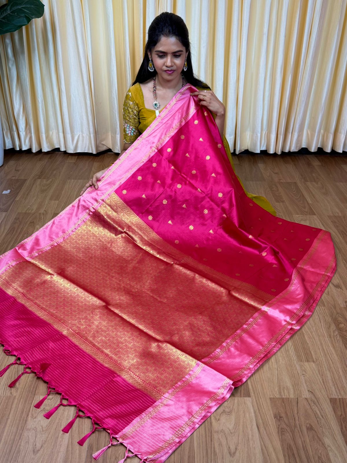 Kanchi soft silk 🥰😎📚