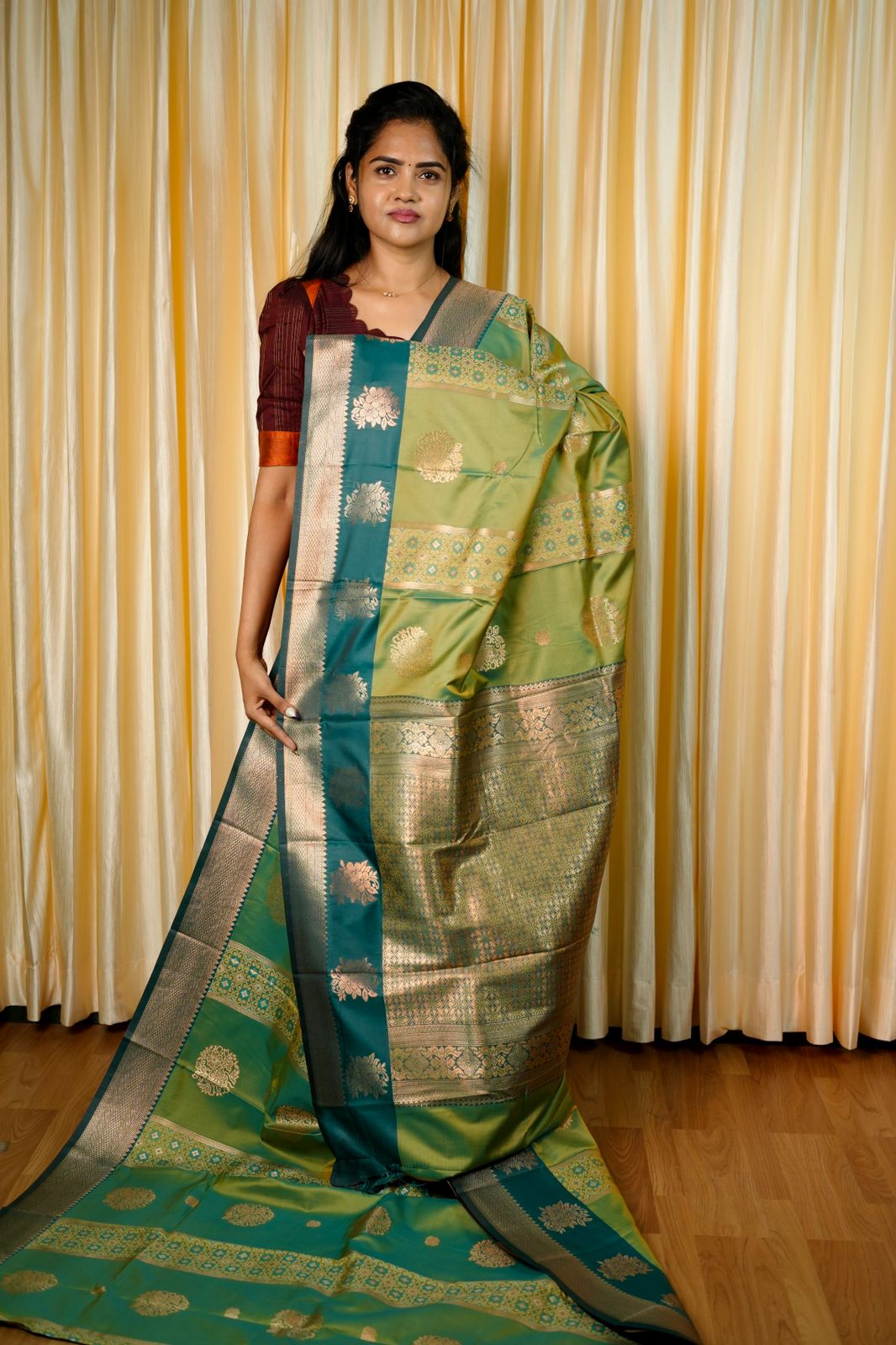 Kanchi soft silk sarees 🥰😎📚