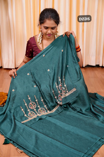 Designer saree with work blouse🥳✅