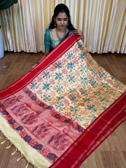 Soft silk sarees with Poachampally design🥰😎📚
