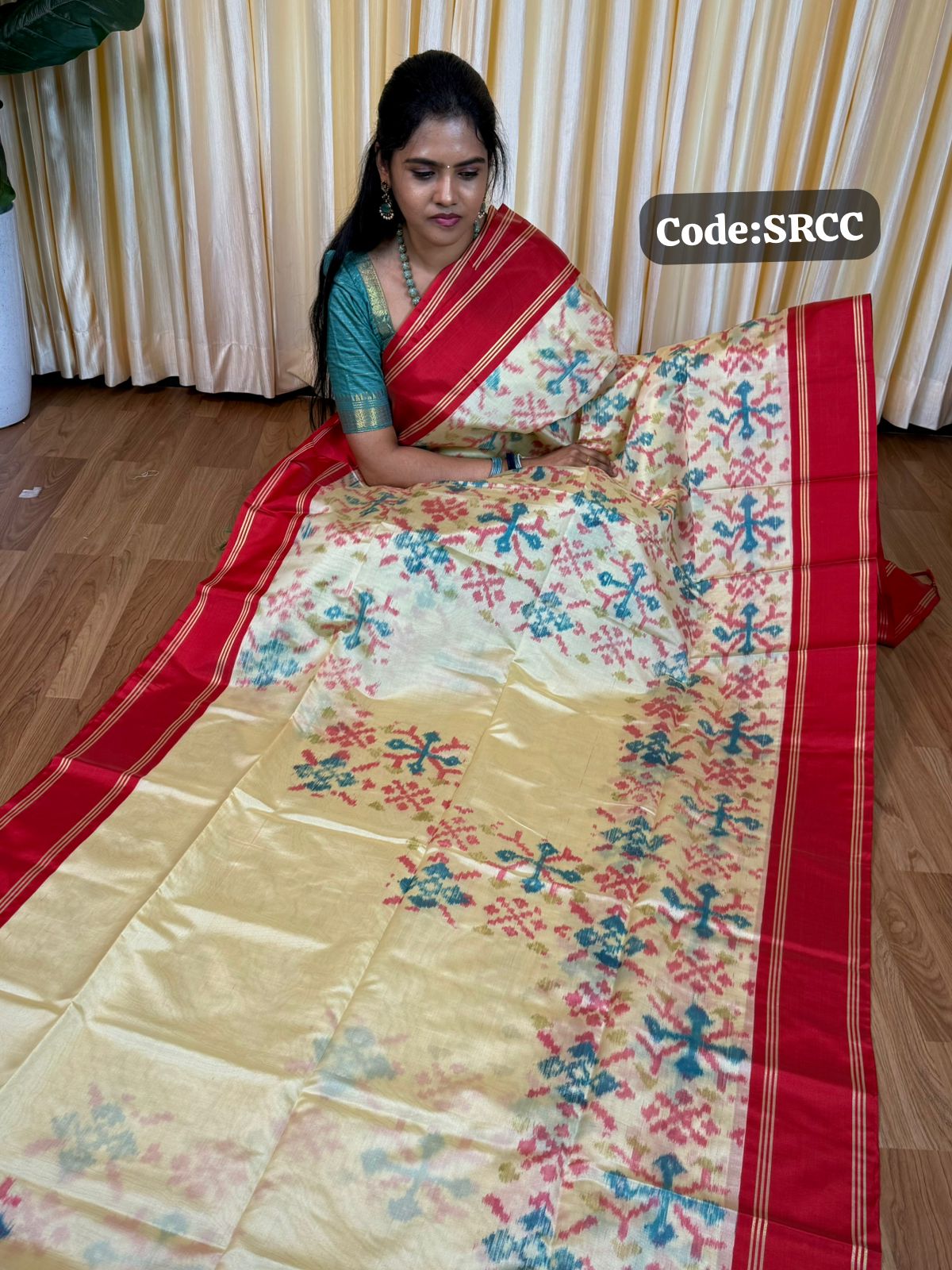 Soft silk sarees with Poachampally design🥰😎📚