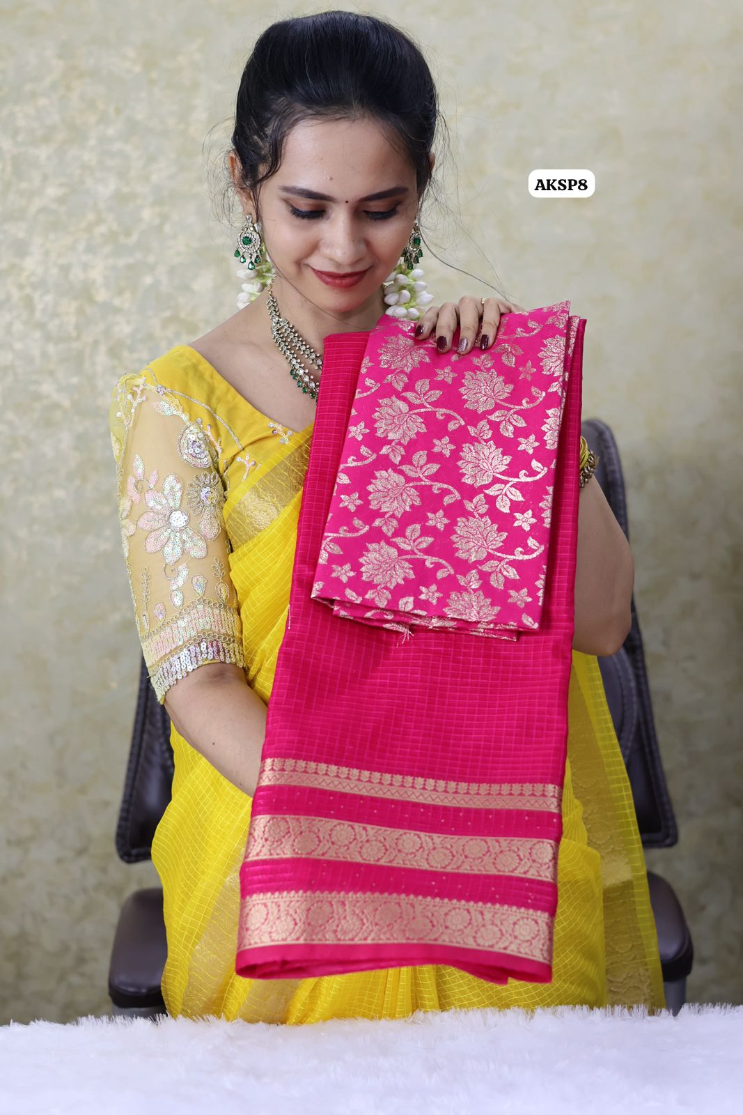 Soft organza saree with checks 😍🥳