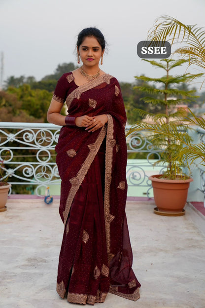 Space silk with Zari weaving 🥳✅