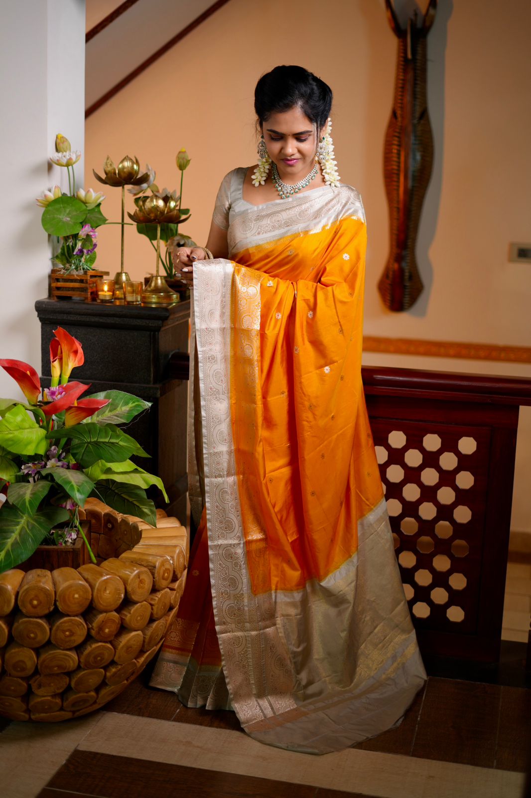 Premium warm silk sarees🥳