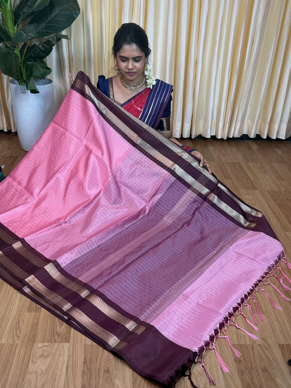 Semi silk saree🥰😎📚