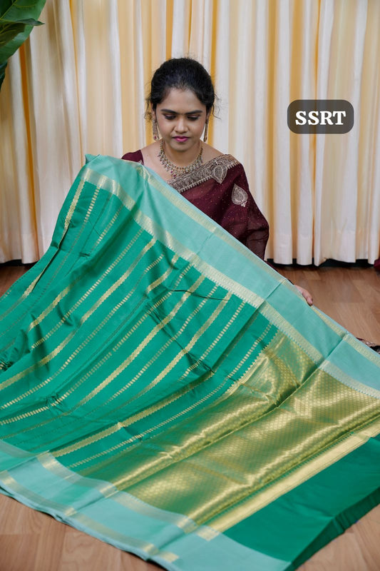 Soft silk saree🥳