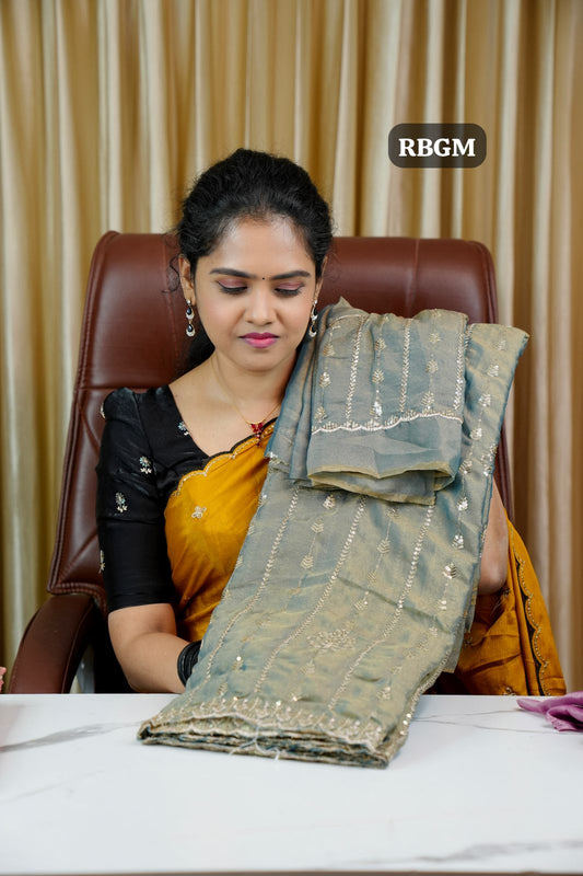 Space silk saree with heavy work🥳