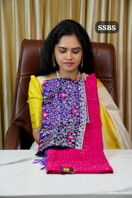 Budget friendly designer saree with Work blouse🥰😎