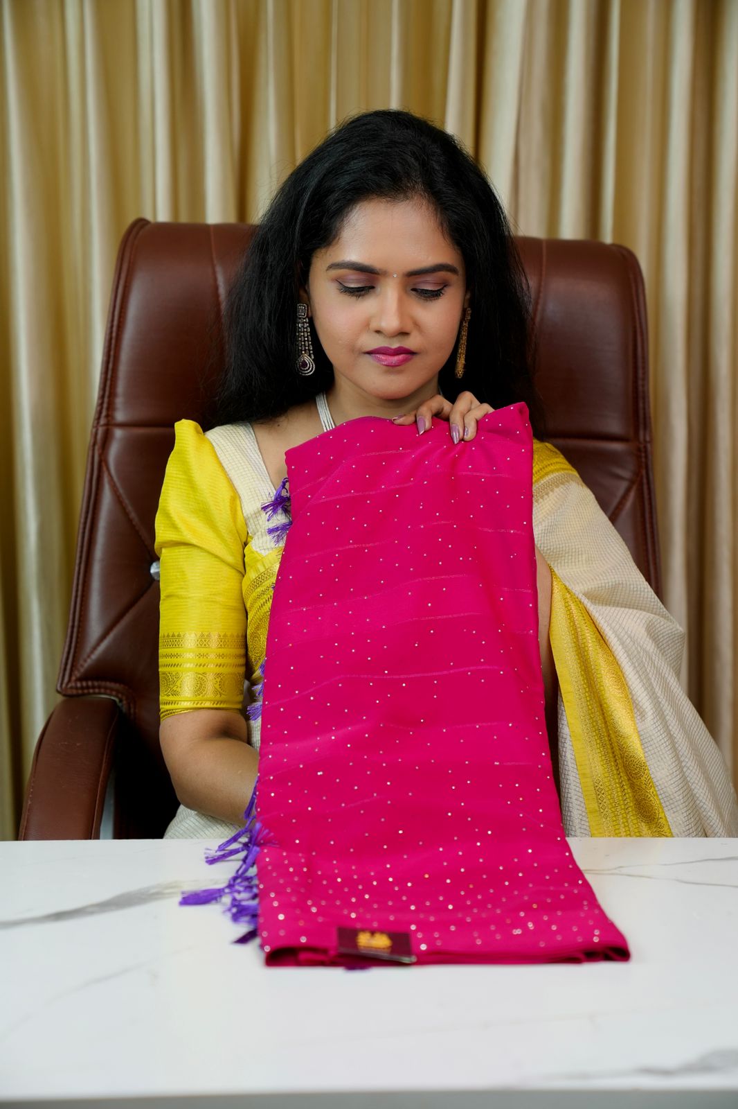 Budget friendly designer saree with Work blouse🥰😎