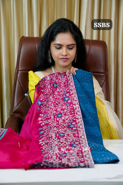 Budget friendly designer saree with Work blouse🥰😎