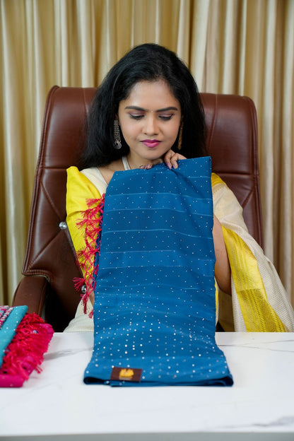 Budget friendly designer saree with Work blouse🥰😎