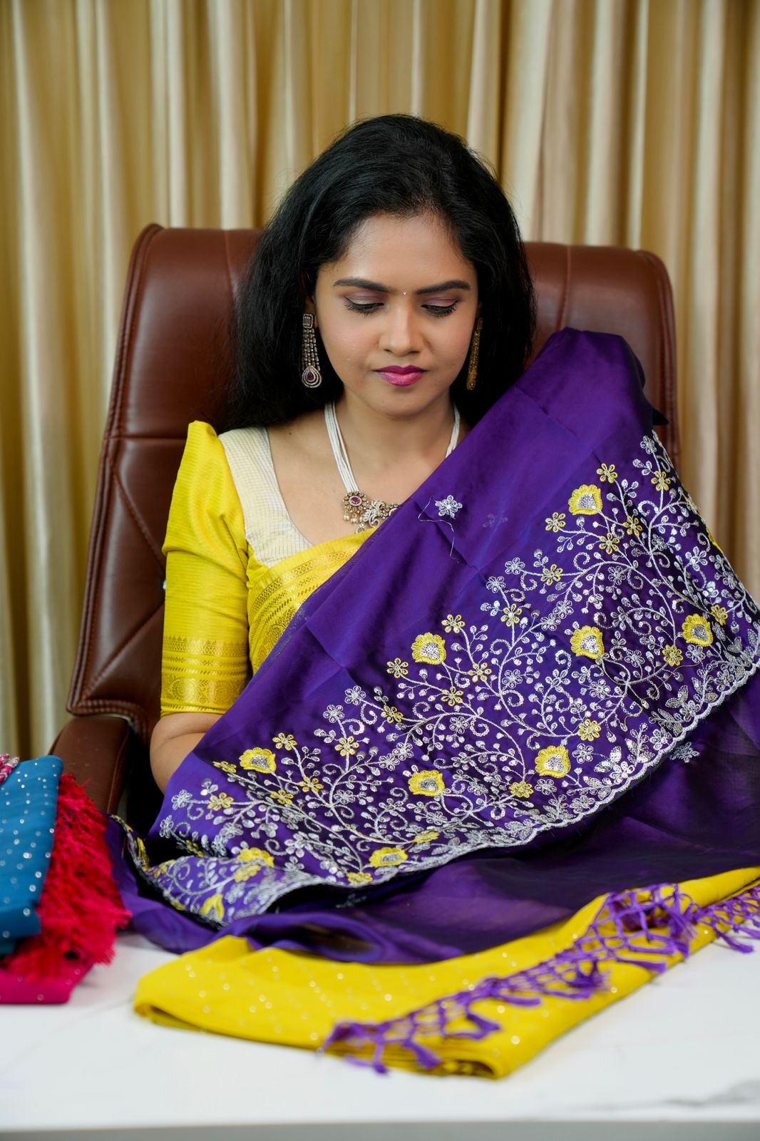 Budget friendly designer saree with Work blouse🥰😎