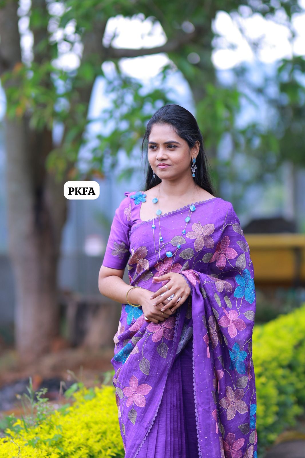 Crunchy crush embroidery thread work saree 🥳