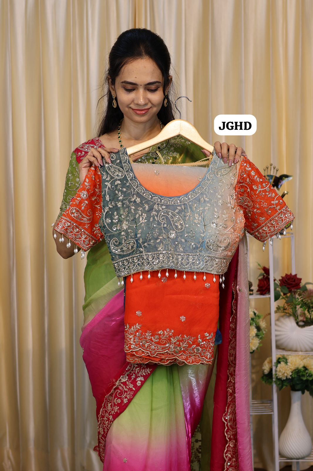 Saree+ stitched blouse Double shade premium space silk saree  Paired with Embrodairy Work Stich Blouse (32-40) alterable 🥳