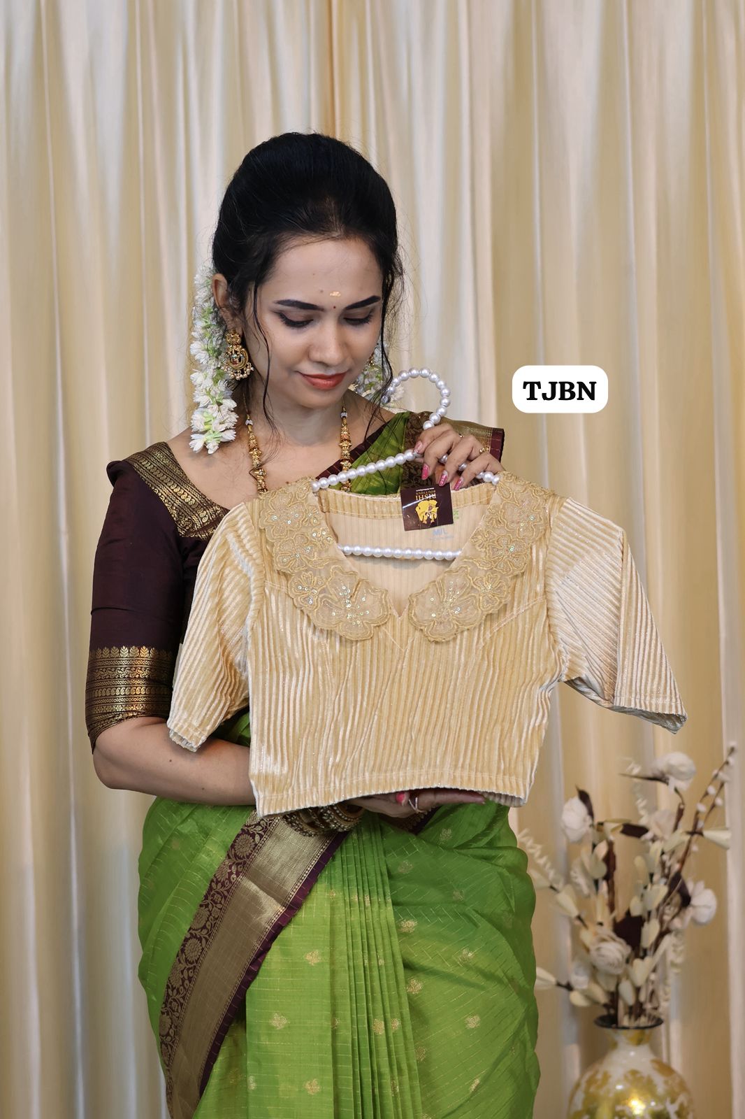 Simmer metrial Elastic Blouse 🎁