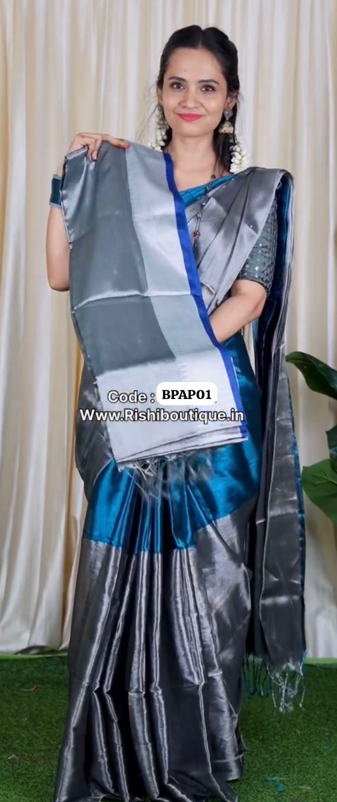 Khadhi tissue saree 🥳