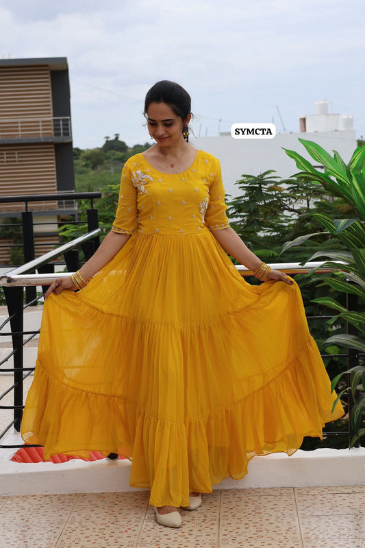 Full flair long gown with full lining 🥳