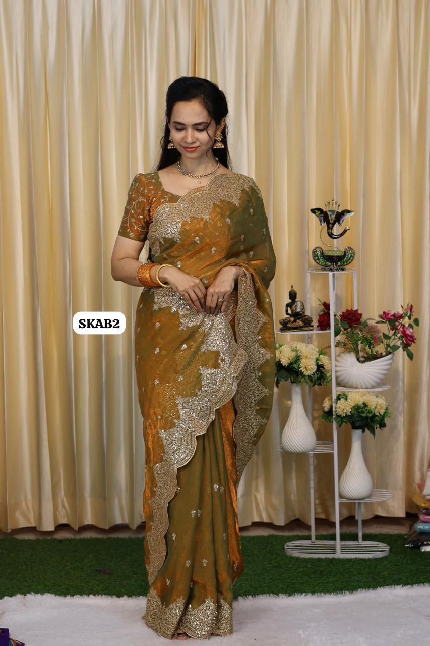 Space silk sarees with chumkey border Unstitched🎁