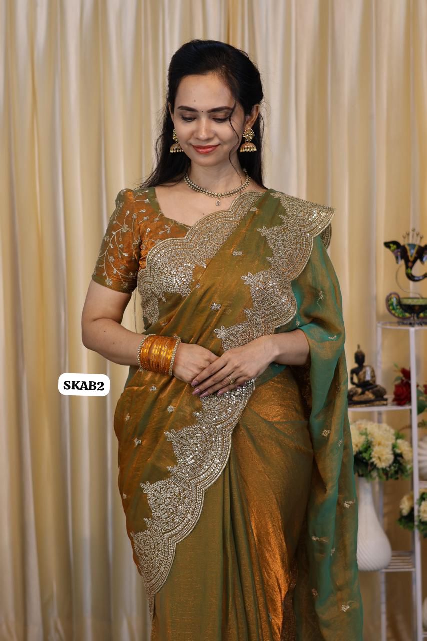 Space silk sarees with chumkey border Unstitched🎁