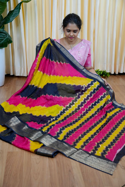 Designer sarees 🌈 🥰😎📚