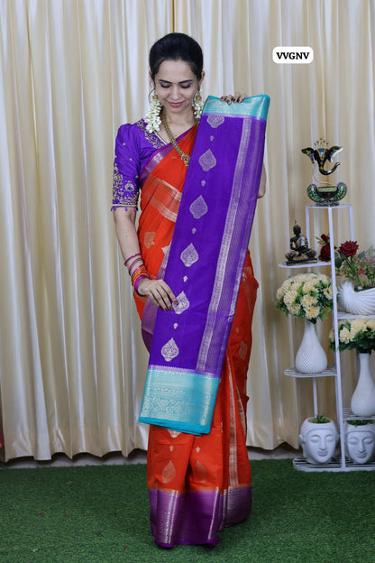 Warm silk saree with Contrast border🥳