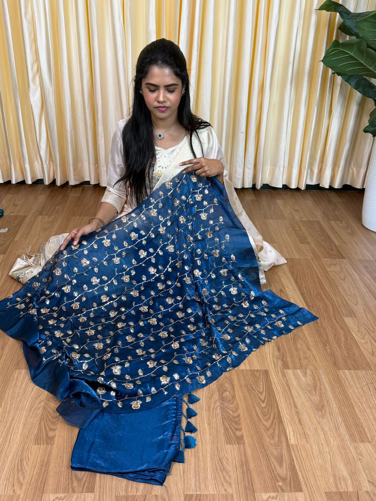 Space silk saree with work blouse🥰😎📚