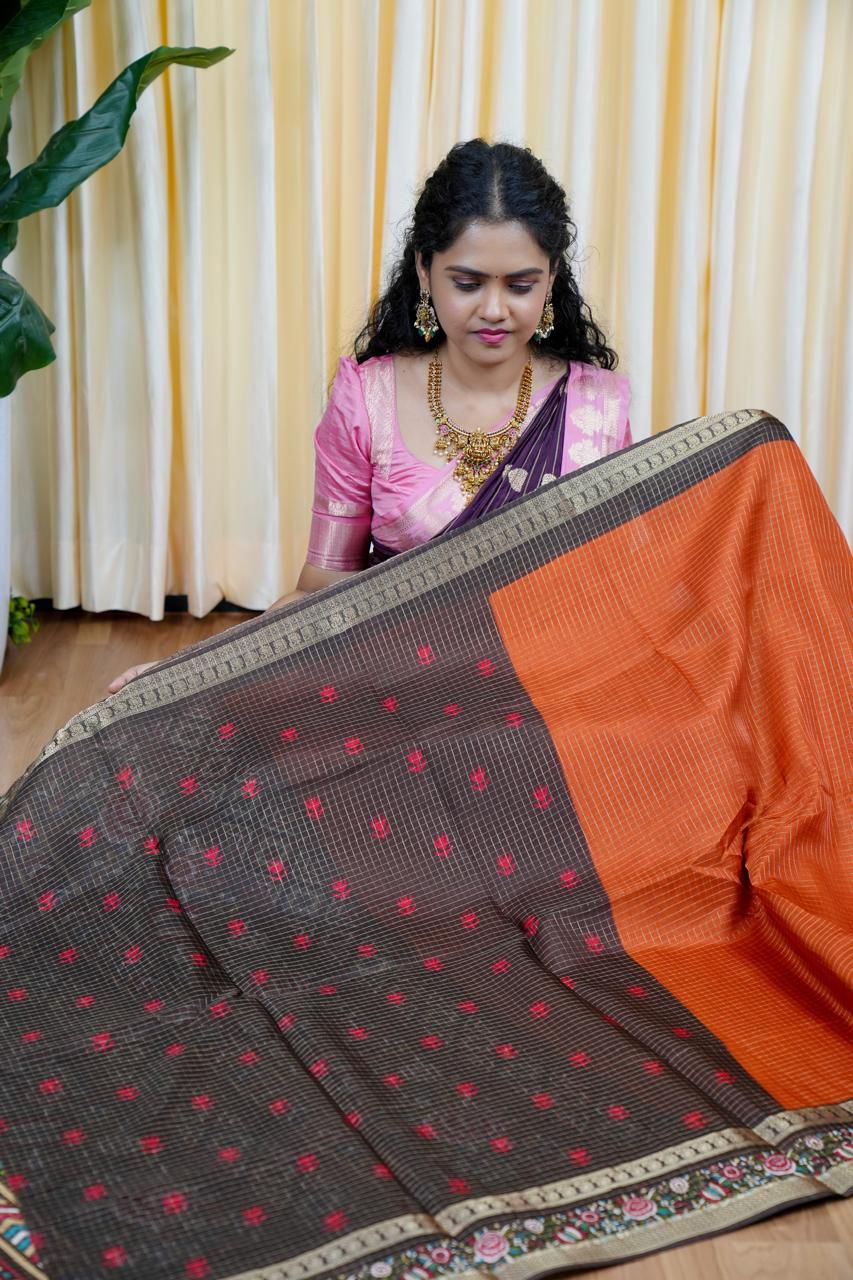 Dola silk sarees😍