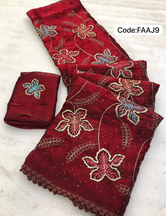Space silk saree with thread embroidery work🥳