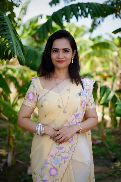 Space silk saree with embroidery work🥳