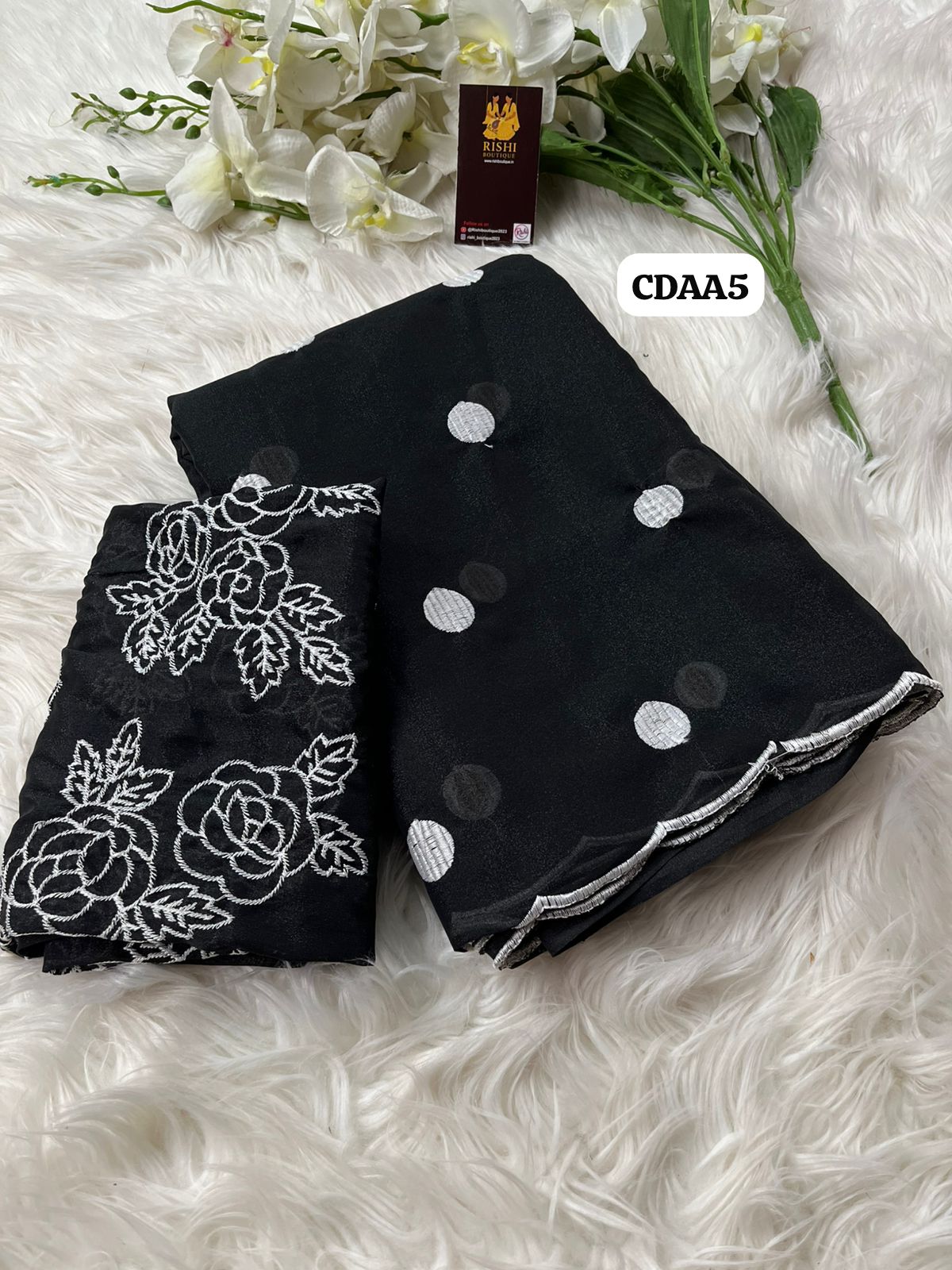 Georgette embroidery thread work saree with scalloped cutwok border 🥳