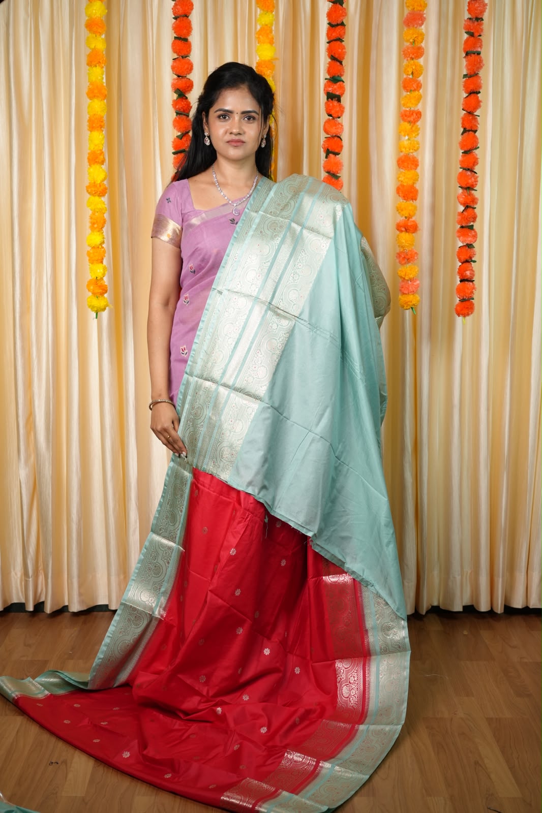 Premium warm silk sarees🥳