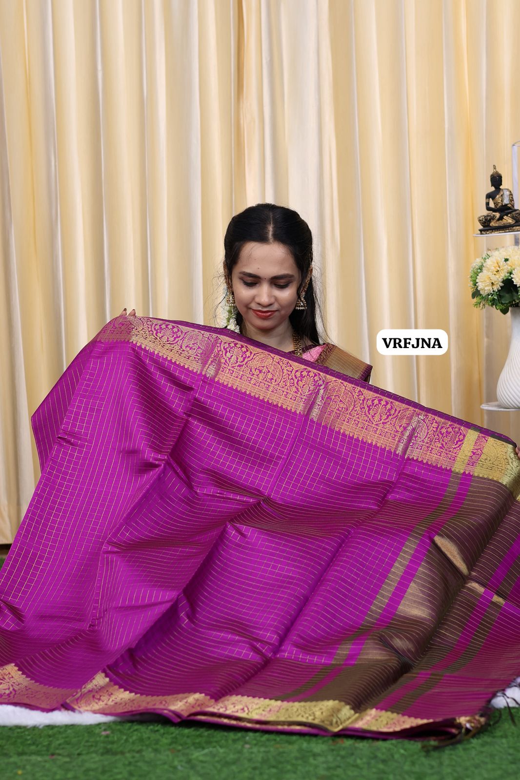 Katan semi silk saree with zari checks at affordable price 🥳