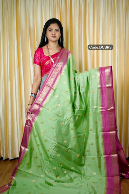 Premium warm silk saree 🥳