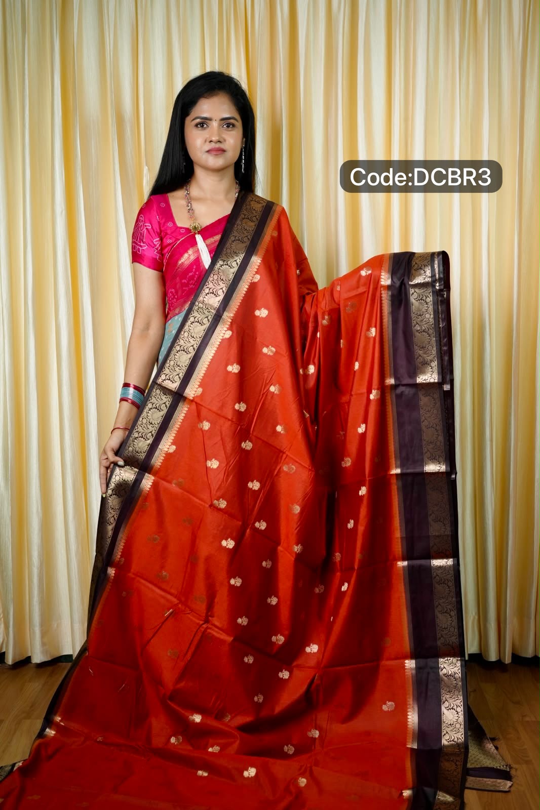 Premium warm silk sarees🥳