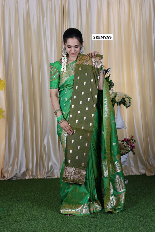 Offer 🤩Dual shade semi soft silk saree with trending design😍