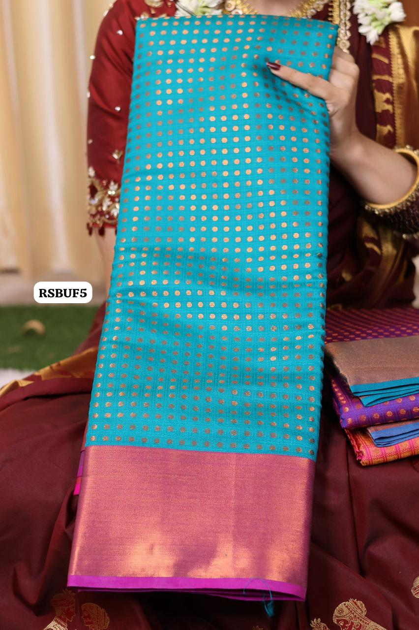 1000 buttas saree with zari border Ⓜ️