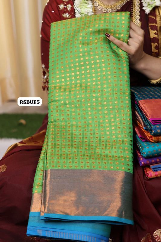 1000 buttas with zari border Ⓜ️