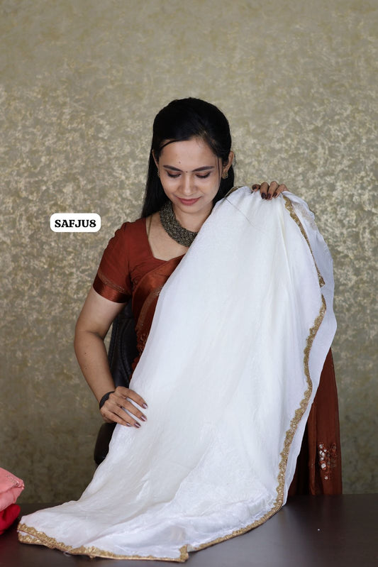 Heavy metallic space silk saree 🥳