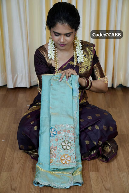 Space silk saree with jarkhand diamond work🥰😎📚
