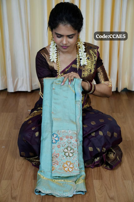 Space silk saree with jarkhand diamond work🥰😎📚