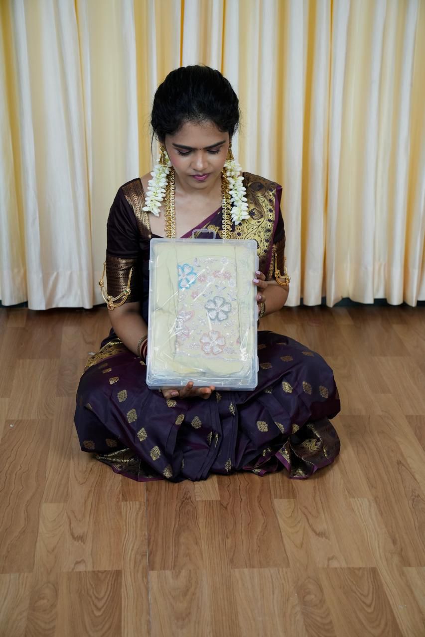 Space silk saree with jarkhand diamond work 🥰😎📚