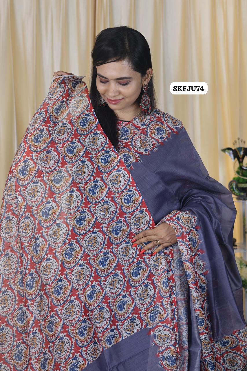Soft Chanderi cotton With Digital Print & Running Kalamkari Blouse. 
Pallu Stiched With Fumka🥳
