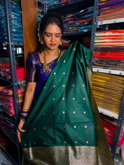 Kanchi semi silk saree🥰😎📚