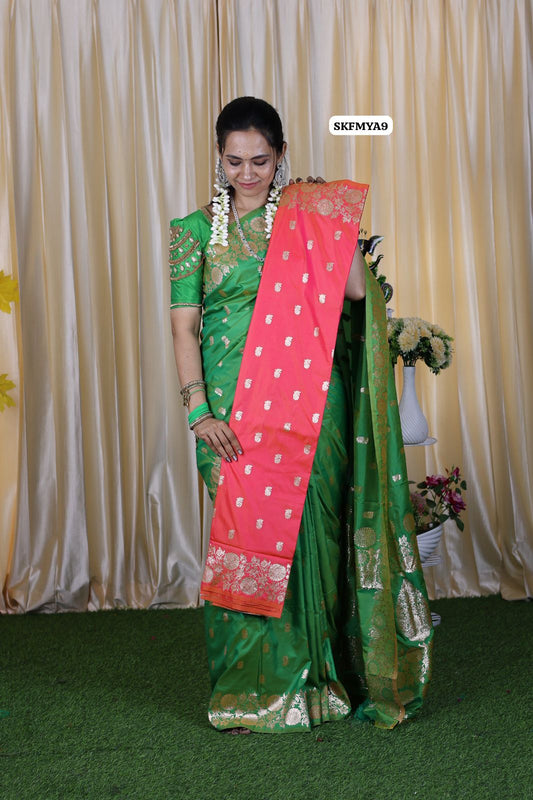 Offer 🤩Dual shade semi soft silk saree with trending design 😍