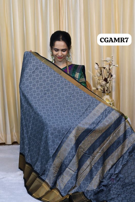 Semi silk saree😍😎📚