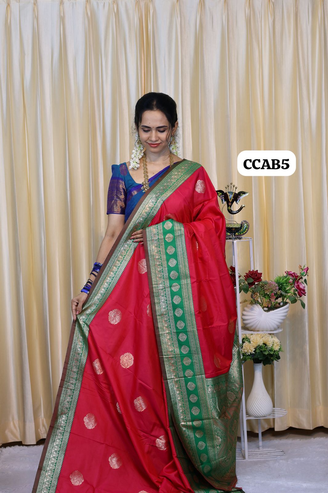 Kanchi semi silk saree😍😎📚offer