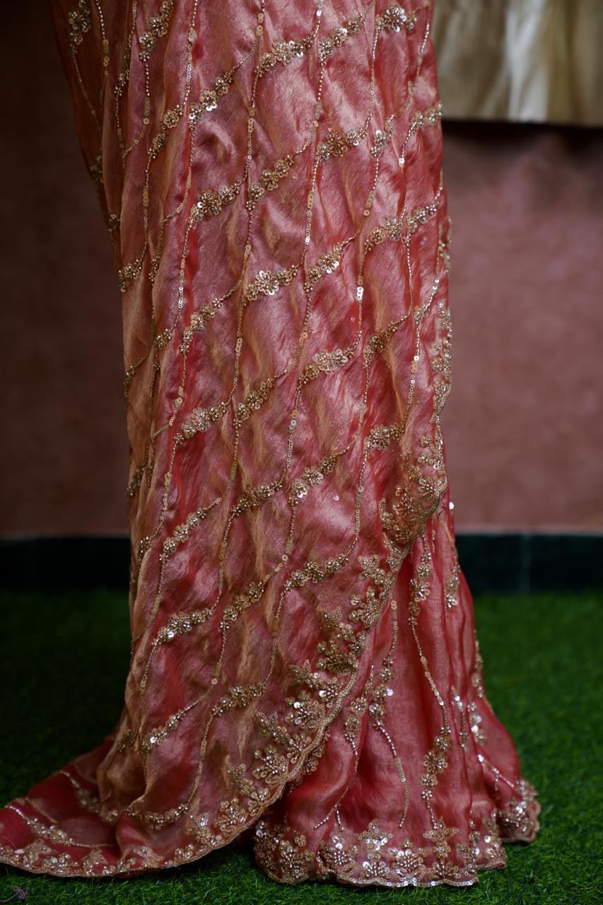 Premium Space silk with Golden heavy Katdhana work🥰⏰Prebook 6-8 days